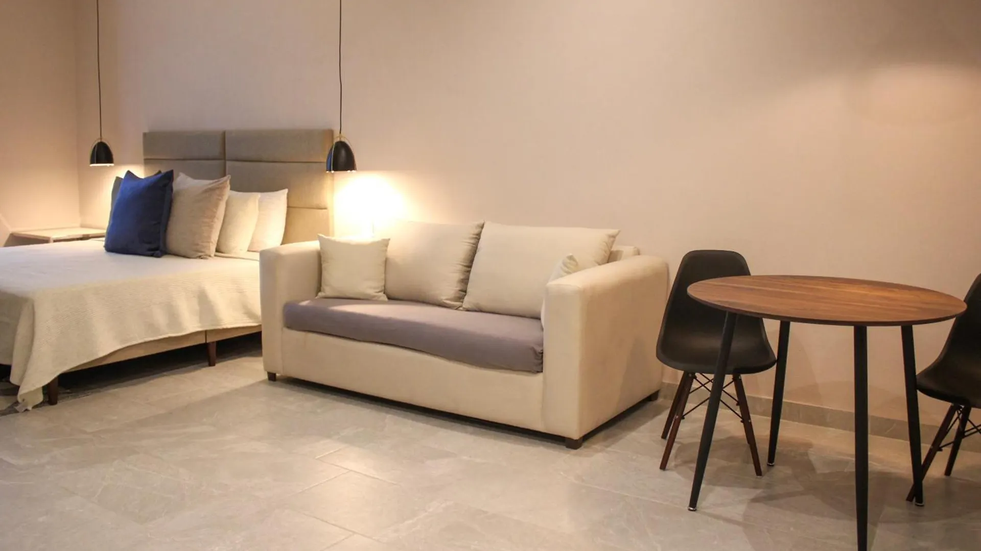 Nayfer Suites Playa del Carmen Aparthotel